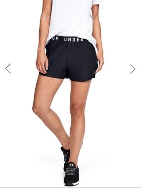EUC Under Armour Women's Play Up 3.0 Loose Shorts in Black Size Medium